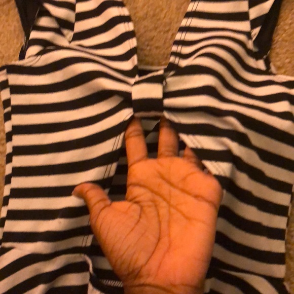 Top - Picture 2 of 2